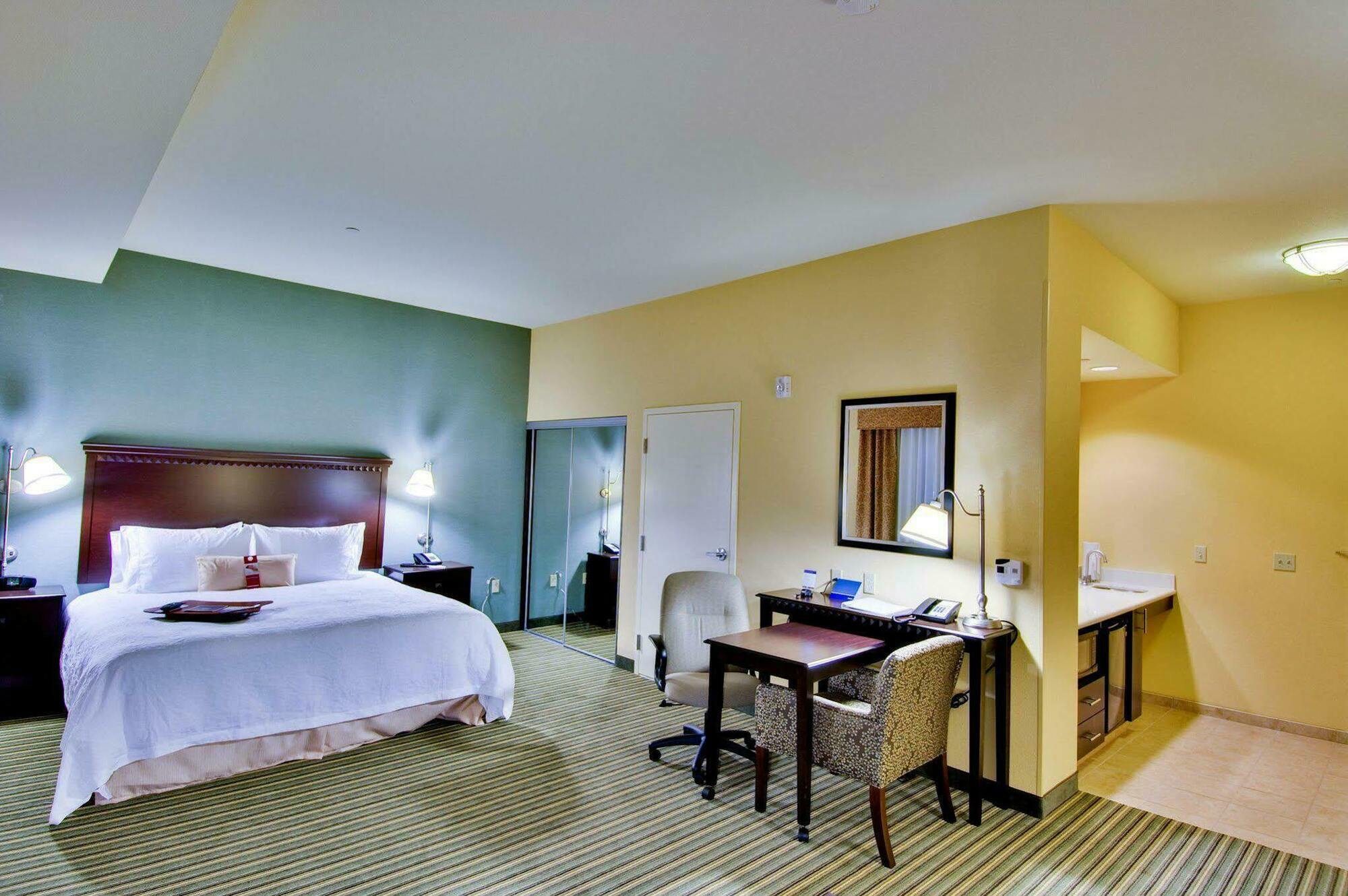 Hampton Inn & Suites Fort Belvoir Alexandria South Szoba fotó